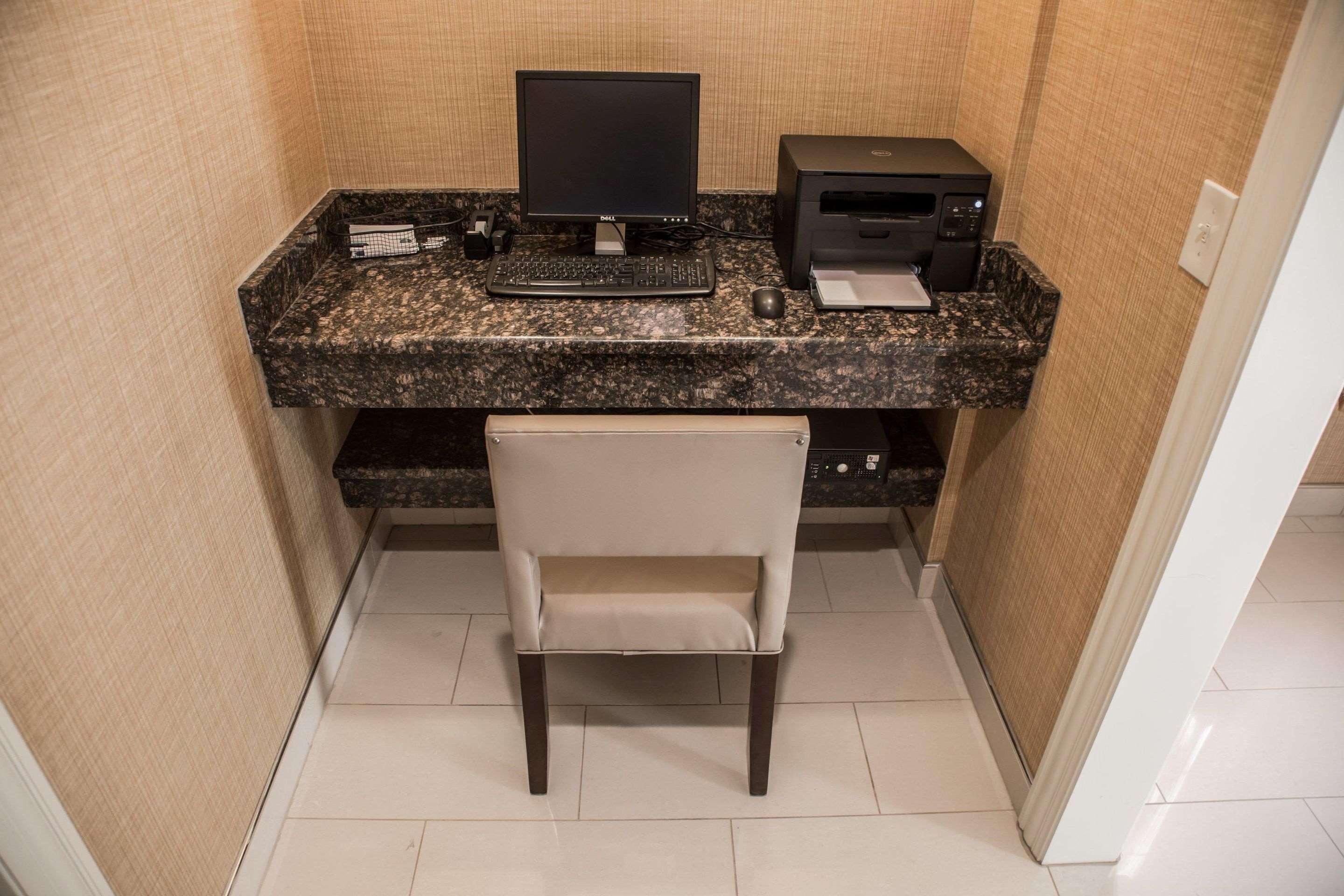 Mainstay Suites Joliet I-55 Екстериор снимка